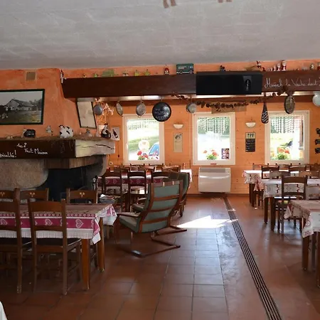 D'altitude De Grouvelin 3*