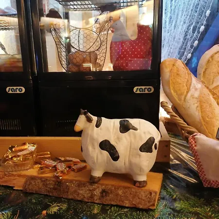 D'altitude De Grouvelin Inn